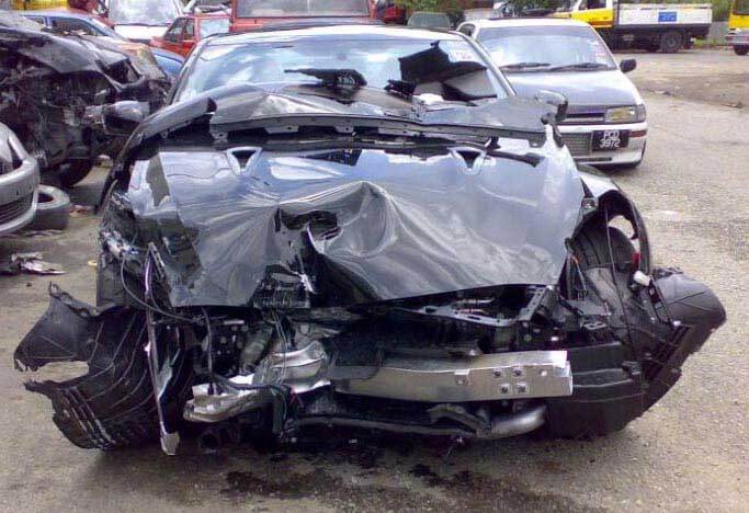 broken cars australia - Services - ZZ Auto Wreckers