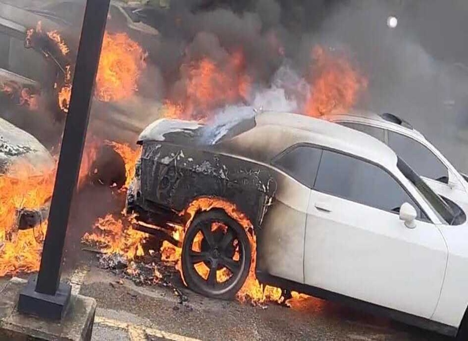 hillcrest high school fire parking lot 7 tfr 1653500485 - Cash For Cars - ZZ Auto Wreckers