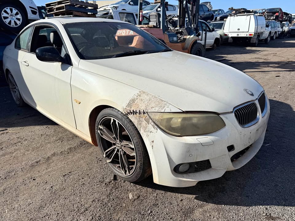 Wrecking 2014 BMW 320d - Wrecking 2014 BMW 320d White - ZZ Auto Wreckers Wrecking 2014 BMW 320d Perth