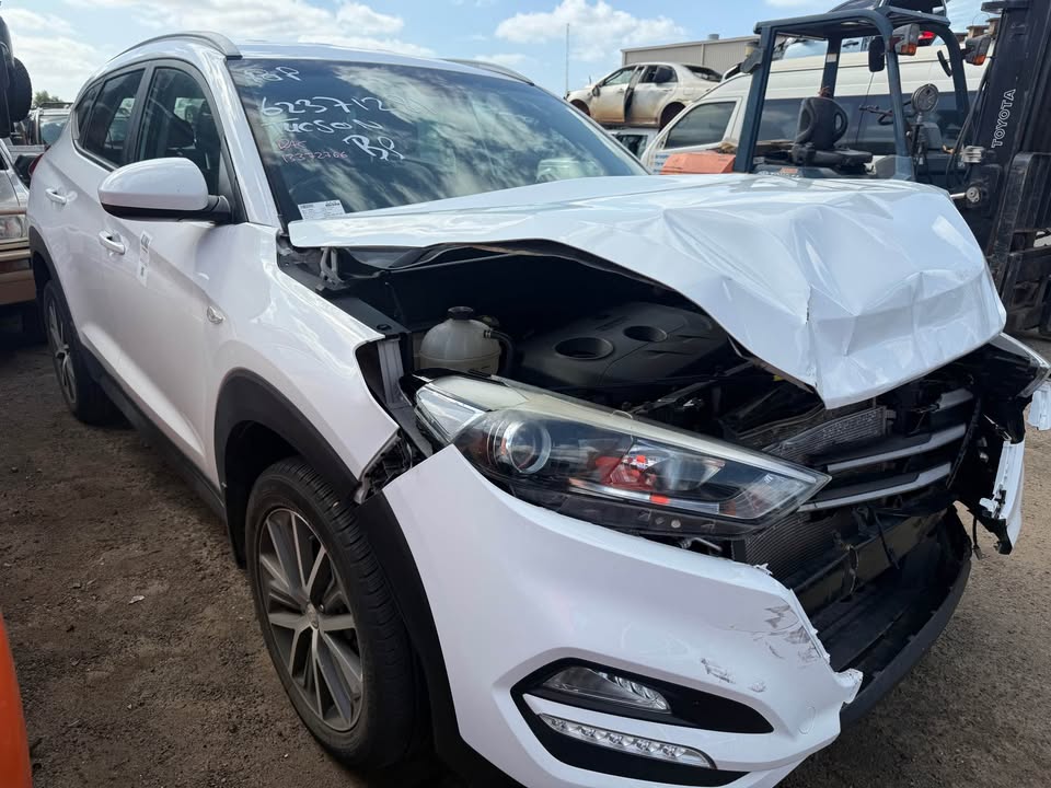 Wrecking 2016 Hyundai Tucson WA - Wrecking 2016 Hyundai Tucson Perth - ZZ Auto Wreckers Wrecking 2016 Hyundai Tucson-zz-auto-wreckers