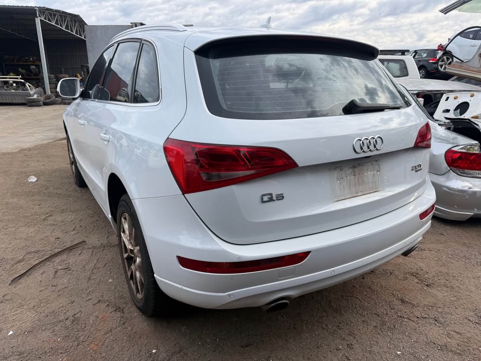 Audi Q5 4 - Wrecking 2012 Audi Q5 - ZZ Auto Wreckers Audi Q5 Wrecking Now – Quality Used Parts Available