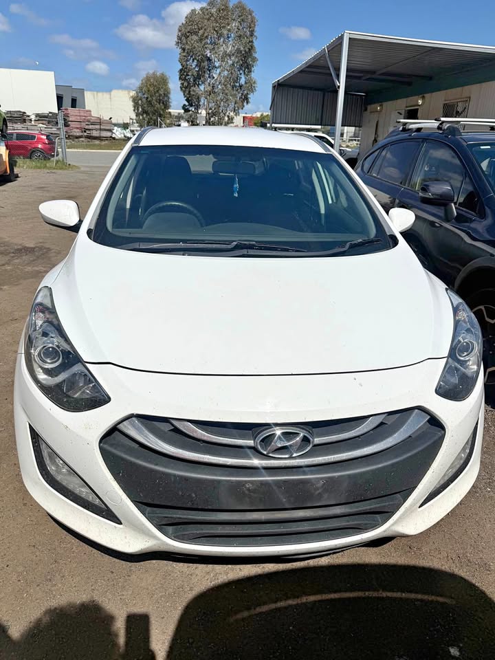 Wrecking 2012 Hyundai I30 - Wrecking Now 2012 Hyundai i30 - ZZ Auto Wreckers 2012 Hyundai i30 currently being wrecked in Adelaide