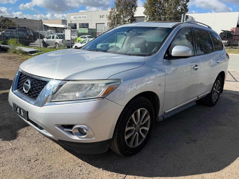 Wrecking 2014 Nissan Pathfinder 2 - Wrecking 2014 Nissan Pathfinder - ZZ Auto Wreckers Wrecking 2014 Nissan Pathfinder - Car Wreckers Perth WA